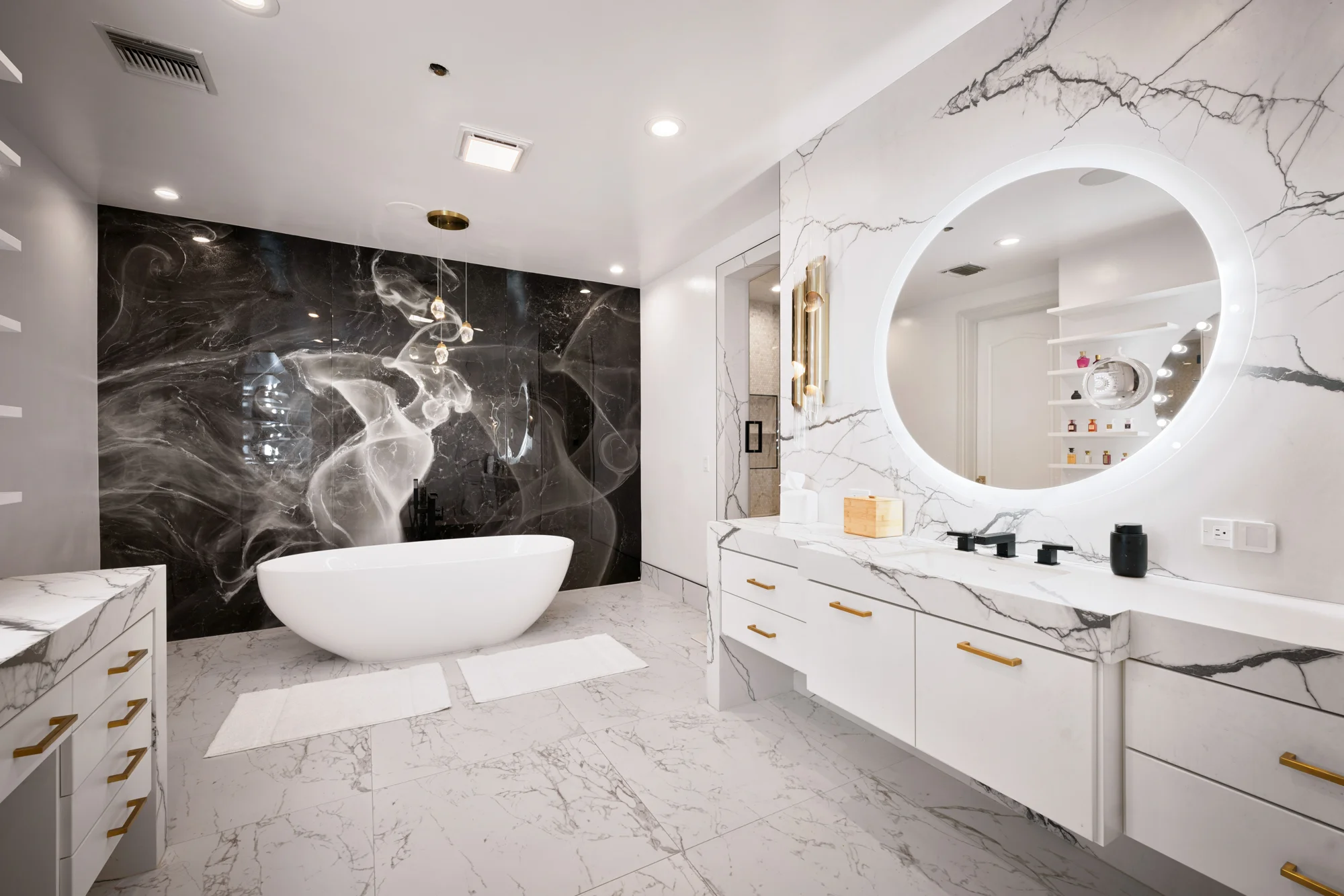 Bathroom design inspiration with marble finishes